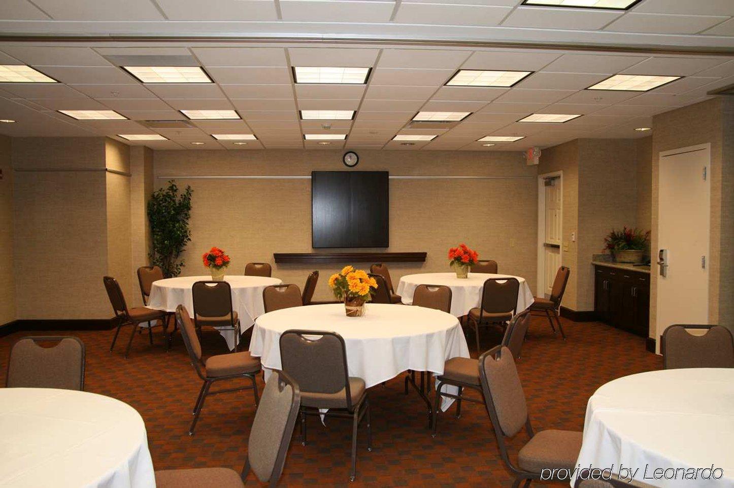 Hampton Inn & Suites Omaha-Downtown Facilidades foto